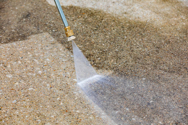Best Pool Deck Cleaning  in Clarkton, MO